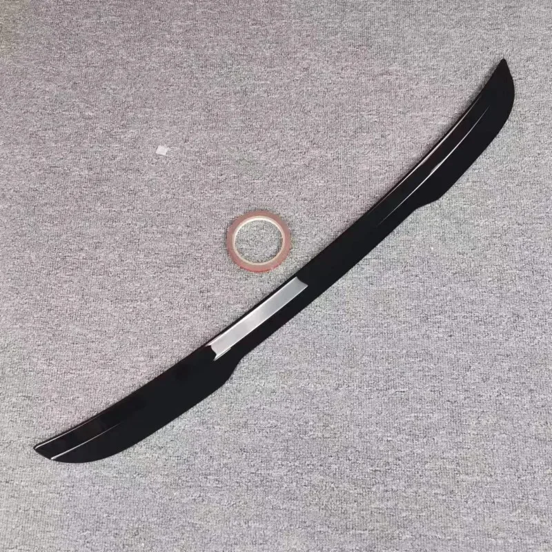 Alerón de techo Maxton estilo R-Line para Volkswagen Passat B8 - imagen 4