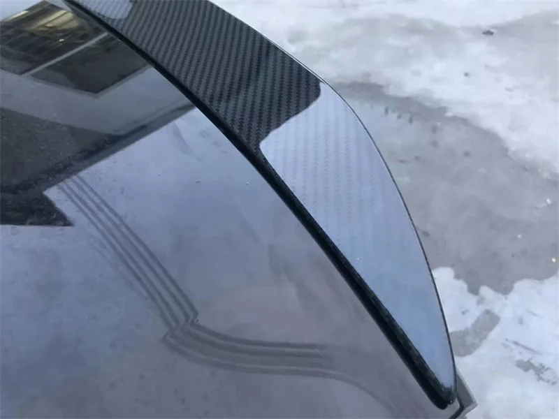 Alerón fibra de carbono Porsche Cayenne Coupe 2020-2022 - imagen 2