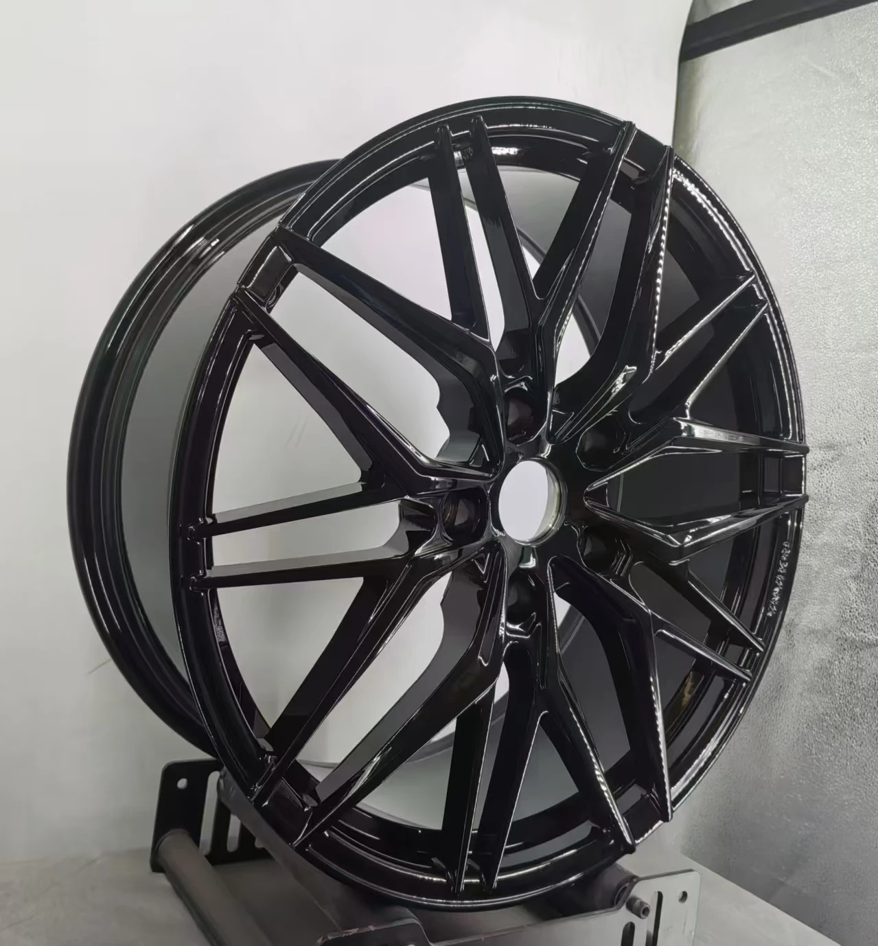 Llantas forjadas SPD 5x114.3 dorado – Rolls Royce 25mm - imagen 3
