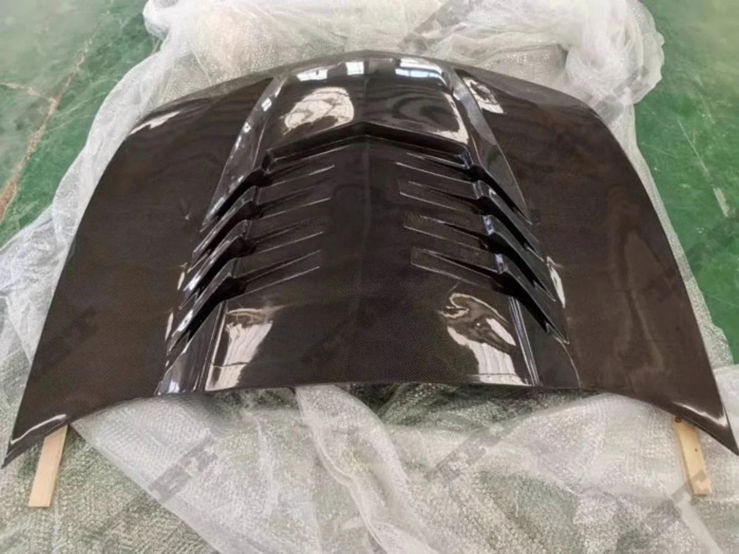 Capó de Fibra de Carbono MaiAutoR para Chevrolet Camaro 2015