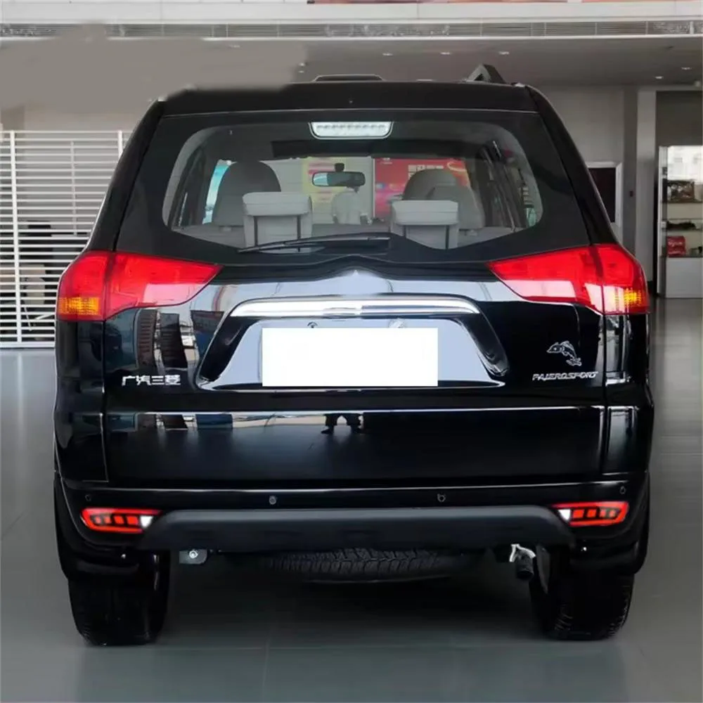 Kit luces LED parachoques trasero Mitsubishi Montero Sport - imagen 5