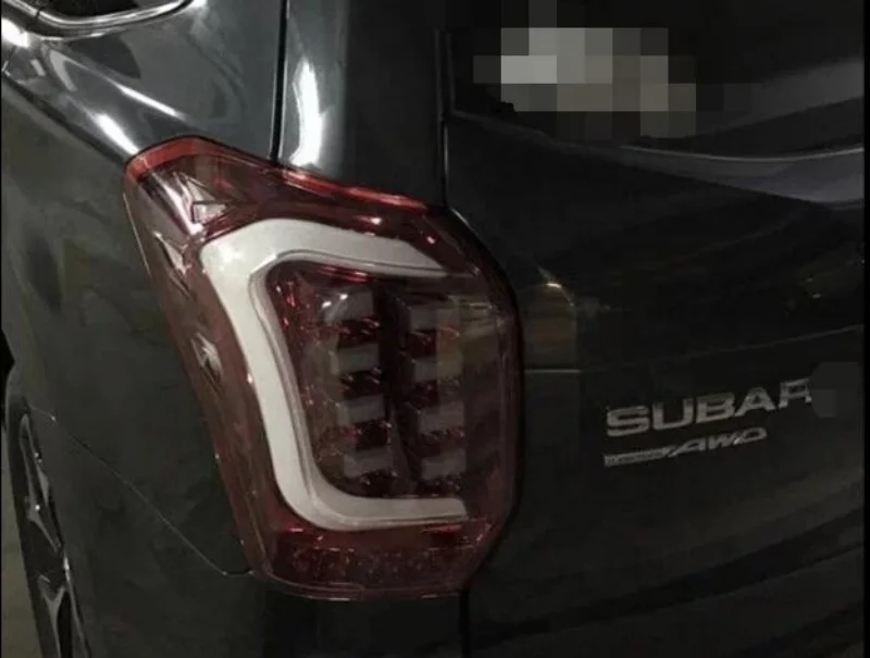 Luz trasera LED TW Subaru Forester 2013-2015 carcasa roja ahumada - imagen 5