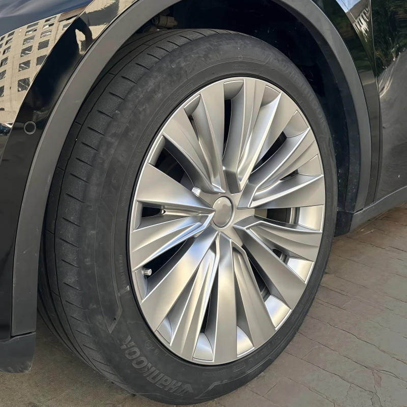 Tapacubos Performance Tesla Model Y - imagen 5