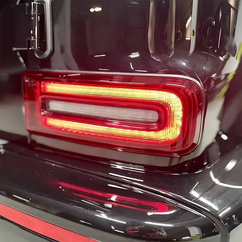 Pilotos traseros LED con intermitentes Mercedes Clase G W464 2019-2024