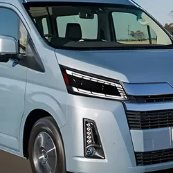 Faros LED delanteros mejorados para Toyota Hiace 2019-2022