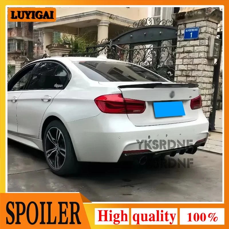 Alerón trasero estilo M4 efecto carbono para BMW Serie 3 E90