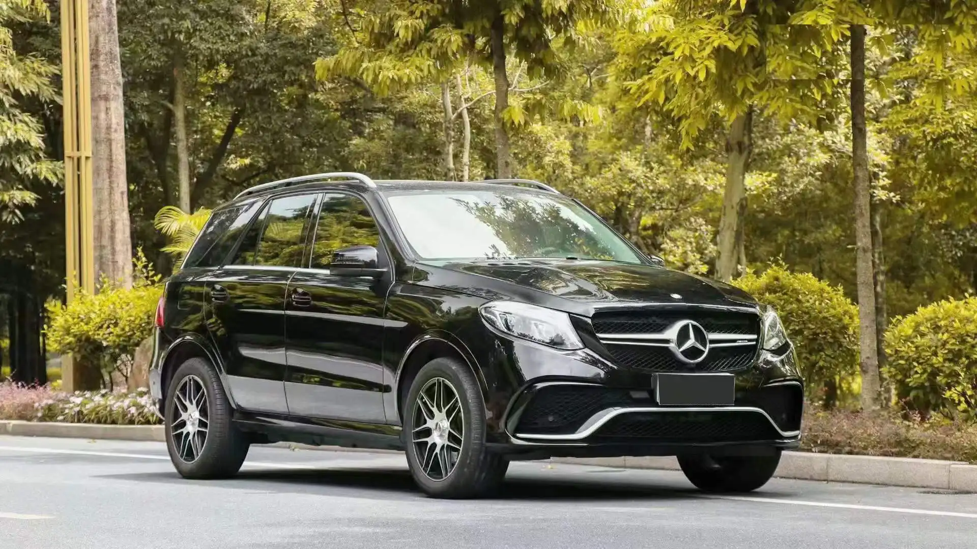 Kit carrocería Mercedes ML W166 a GLE63 – faros y luces LED - imagen 4