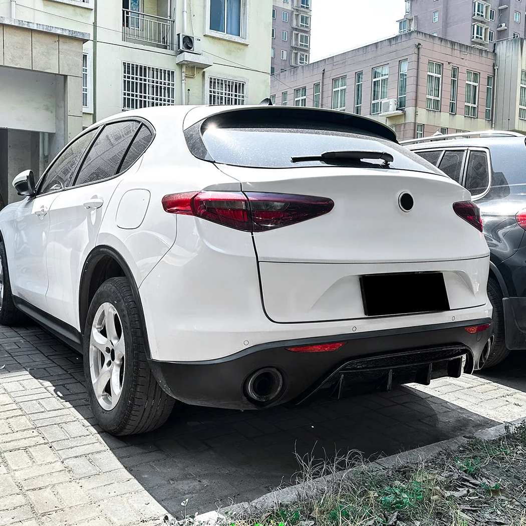 Vista lateral del difusor para Alfa Romeo Stelvio