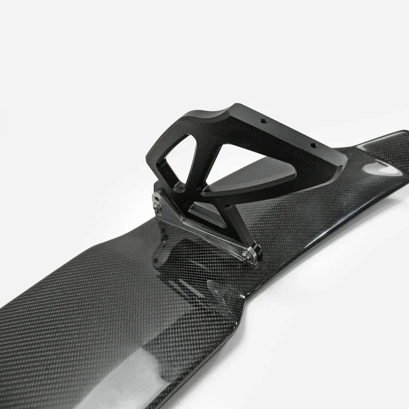 Alerón GT fibra de carbono estilo VOR – BMW F80 M3 F82 M4 - imagen 5