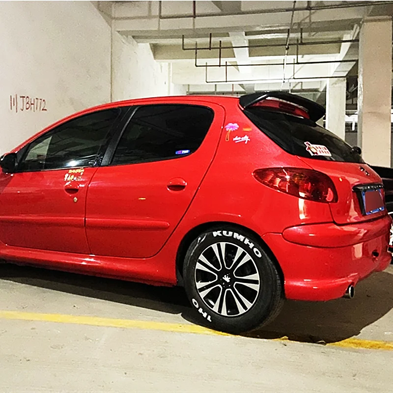 Alerón de techo ABS negro carbono – Peugeot 206 Hatchback 2013-2018 - imagen 3
