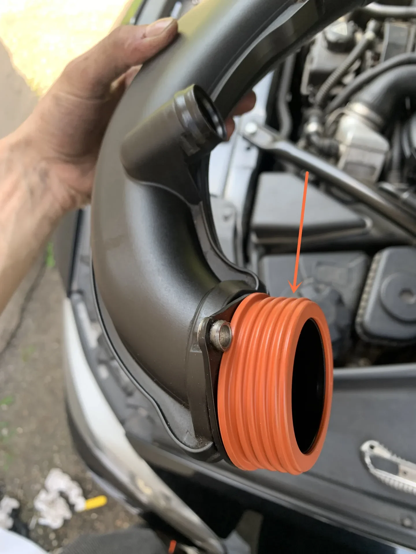 Nuevo anillo de junta del conducto superior del filtro de aire de admisión 13718655216 13718639556 13717593214 para BMW X5 E70 13717577451 13717577452 - imagen 5