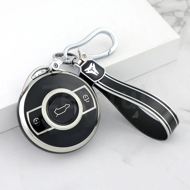 Detalle de la funda para llave de coche en diferentes colores