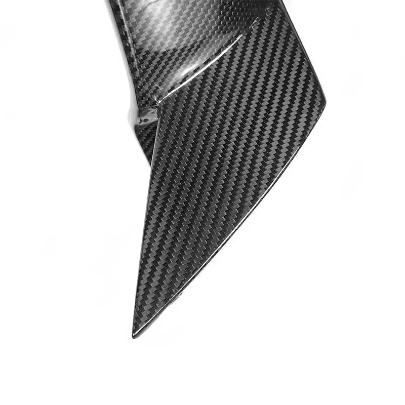 Labio delantero de fibra de carbono estilo N para Ferrari 488 - imagen 4