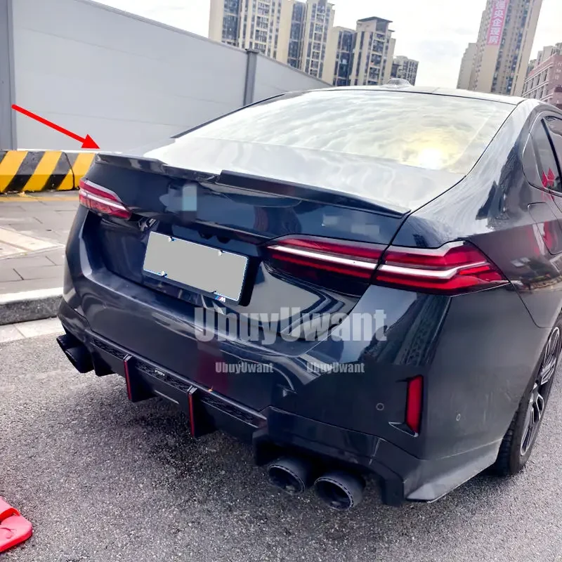 Alerón montado en BMW Serie 5 G60 i5