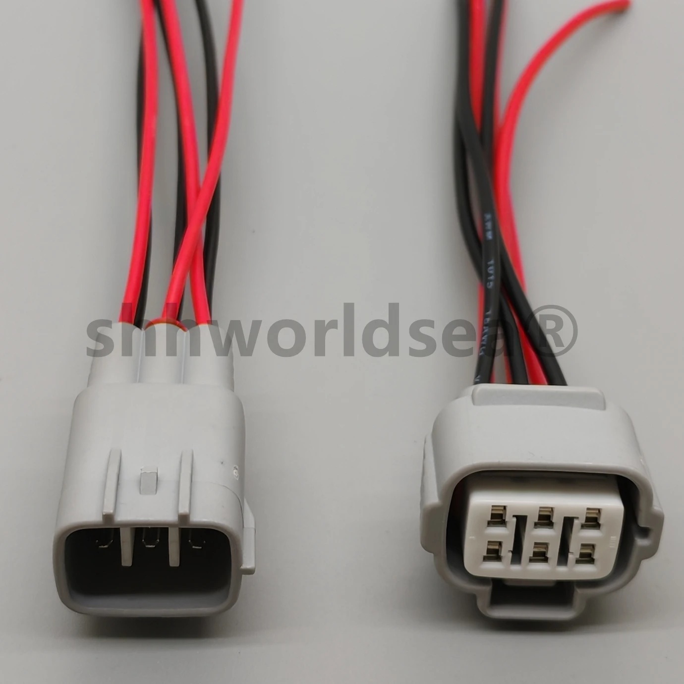 Conector 6 pines vista lateral