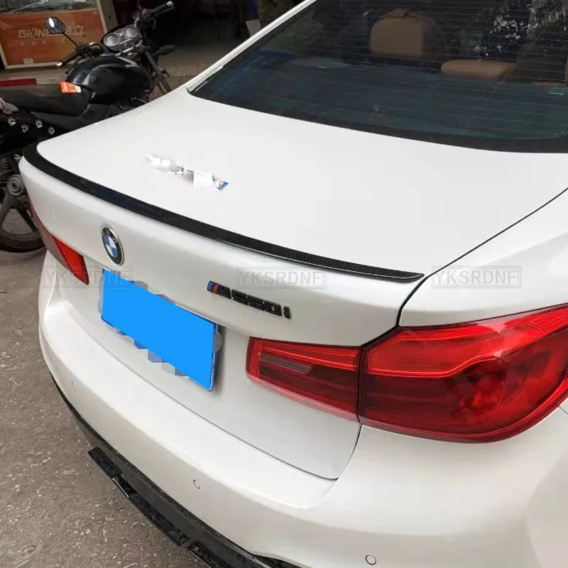 Diseño del M5 estilo alerón trasero