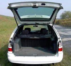 Puntales maletero Toyota Corolla Wagon E100 1991-2002 – amortiguador resorte