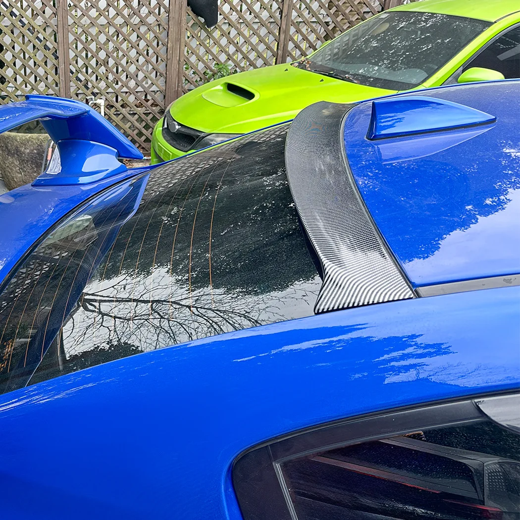 Detalle del alerón de techo para WRX STI VA