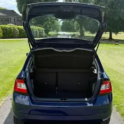 Amortiguadores de maletero para Skoda Fabia Mk3 2014-2022