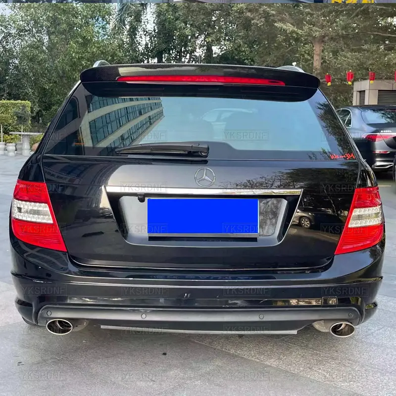 Alerón trasero de fibra de carbono Mercedes-Benz Clase C W204 (2010-2014) - imagen 2