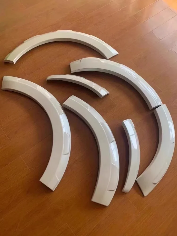 Guardabarros arco de rueda con ceja – Mitsubishi Pajero V93/V97 - imagen 3