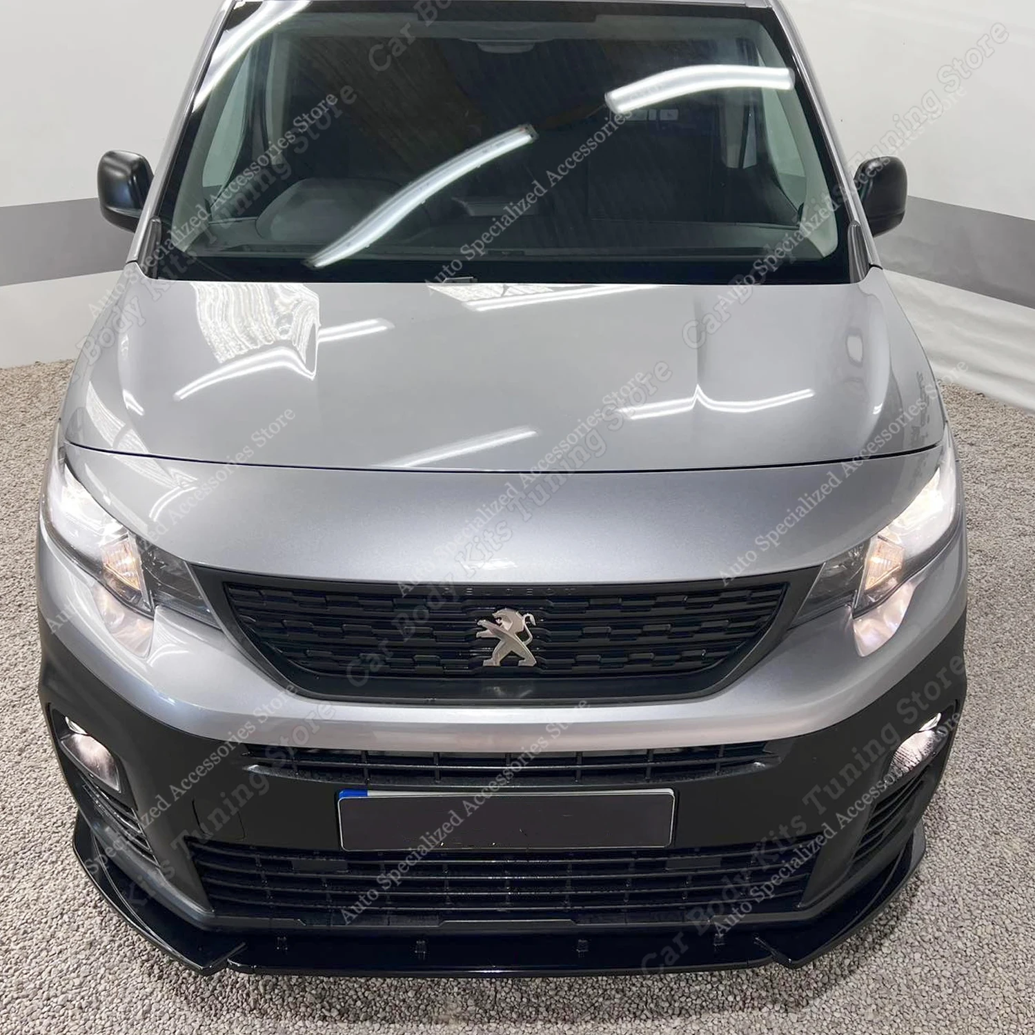 Splitter delantero estilo Maxton para Peugeot Partner III 2018-2023 - imagen 3