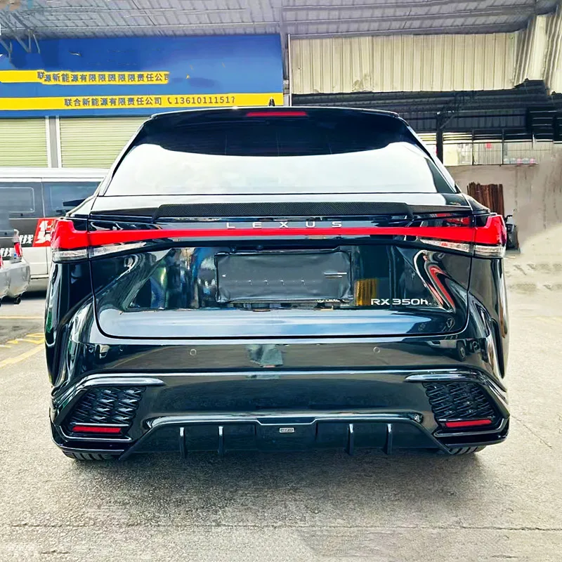 Kit alerón trasero negro estilo carbono Lexus RX350H RX500H 2023-2025 - imagen 4