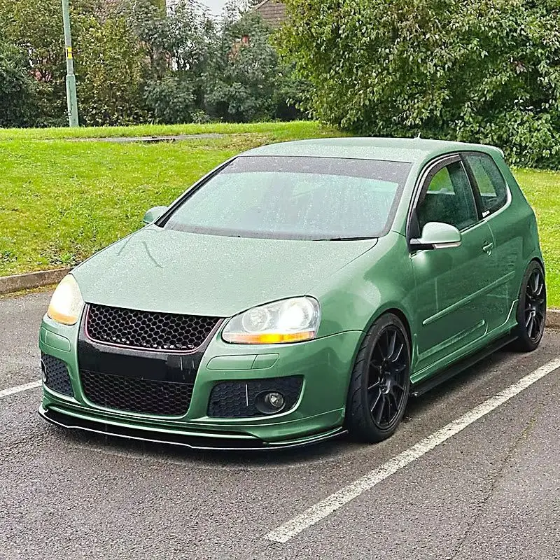 Kit divisor inferior negro con alerón fibra carbono Golf 5 GTI - imagen 3