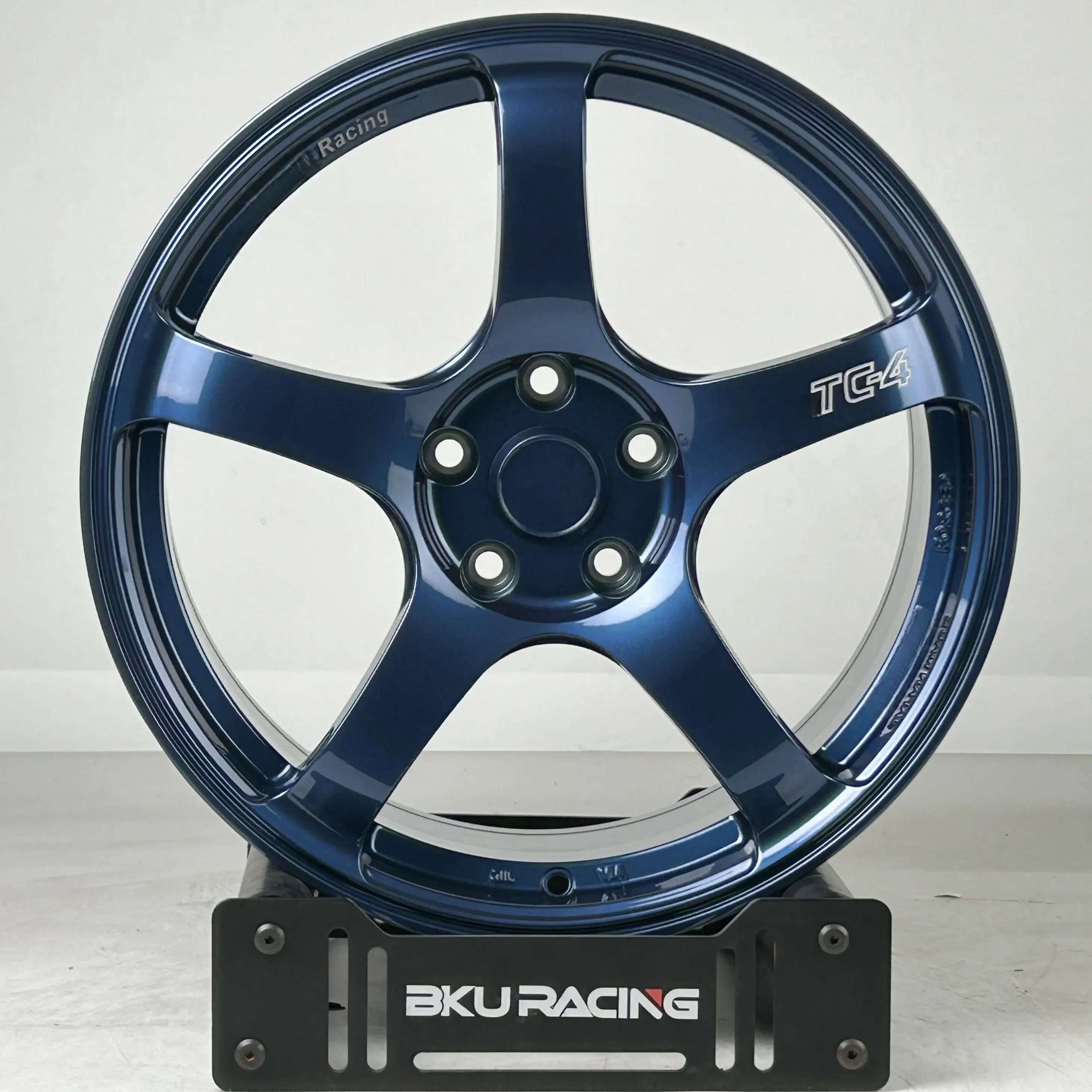 Imagen del acabado de superficie y el color racing blue