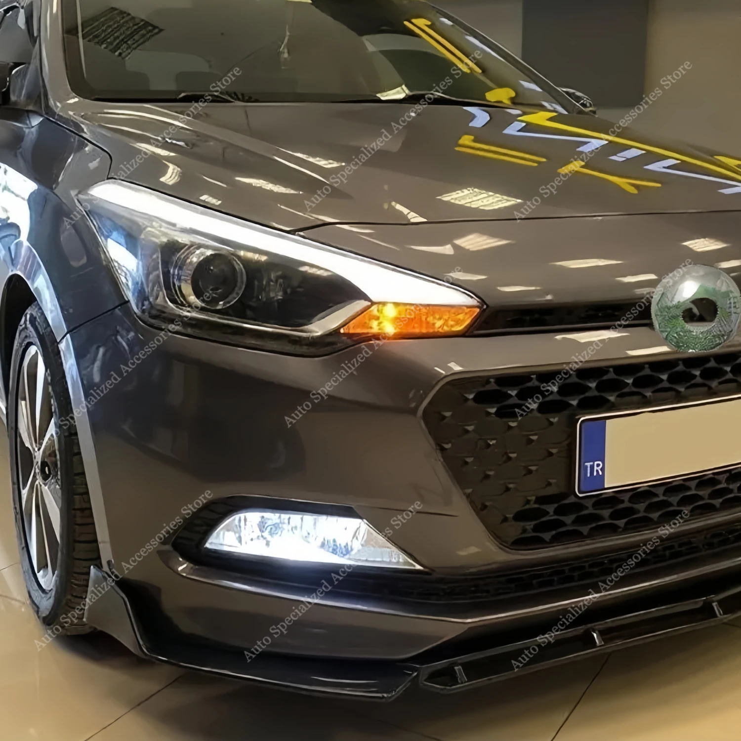 Parachoques divisor Hyundai i20 MK2 2014-2020 Coupe - imagen 2