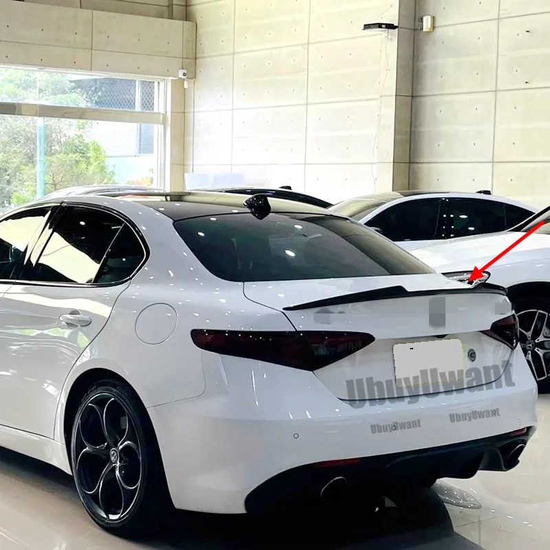 Alerón trasero fibra de carbono Alfa Romeo Giulia Sedan 2016-2021 - imagen 4
