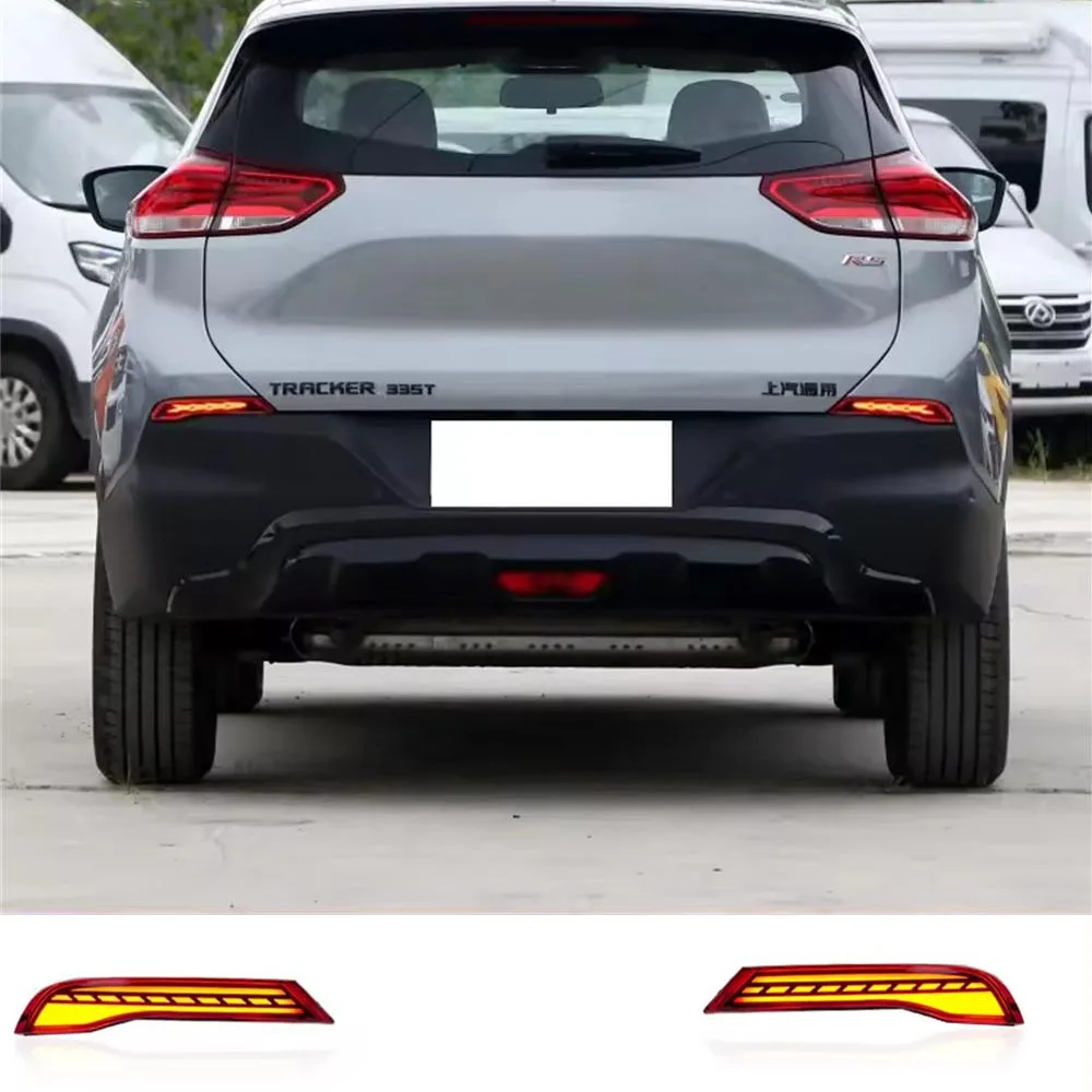 Reflector LED parachoques trasero Chevrolet Tracker 2019-2023