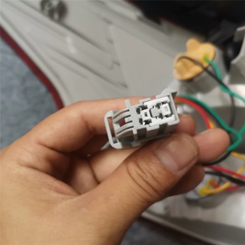 Piloto trasero LED Ford Focus 2012-2014 con luz de freno - imagen 3