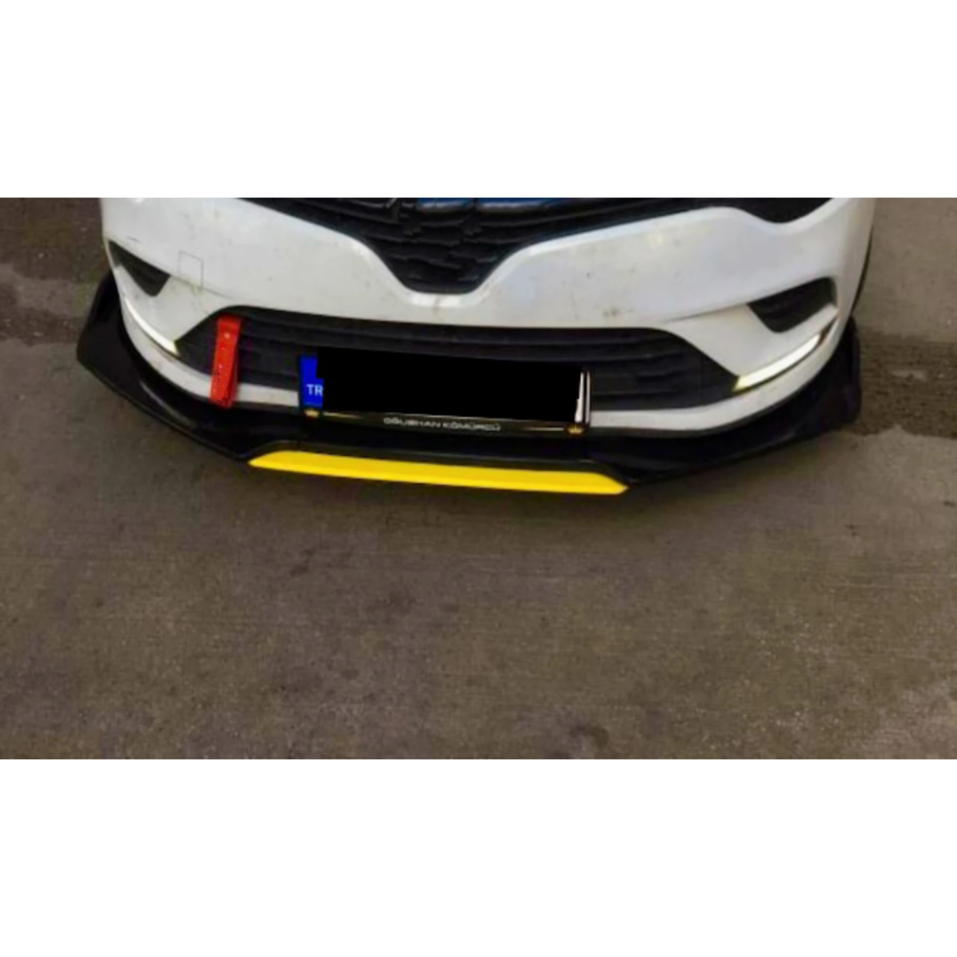 Labio de parachoques delantero en color, divisor exterior - imagen 4