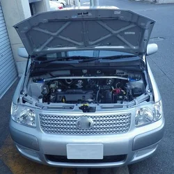 Capó delantero Toyota Probox NCP50 con puntales de gas y soporte