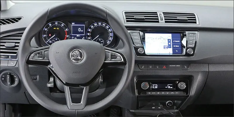 Alt: Cámara Liislee OEM para Skoda Fabia
