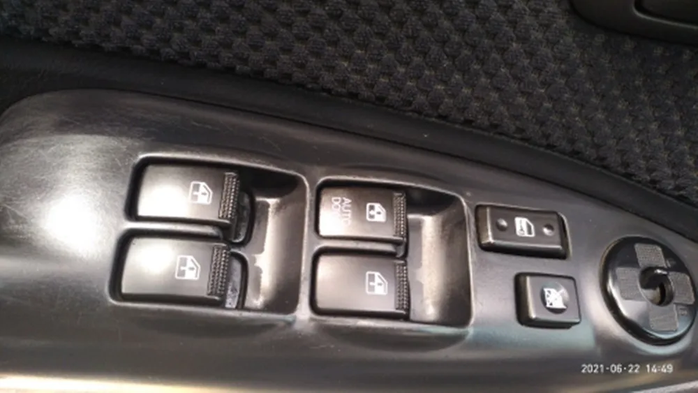Vista frontal del interruptor de ventana para Hyundai Tucson