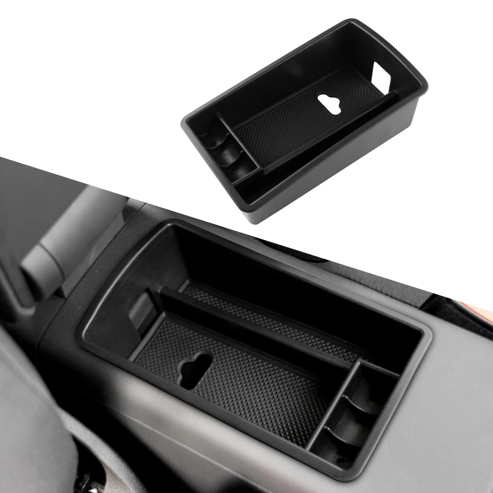 Vista frontal del compartimento organizador ABS para Audi A3