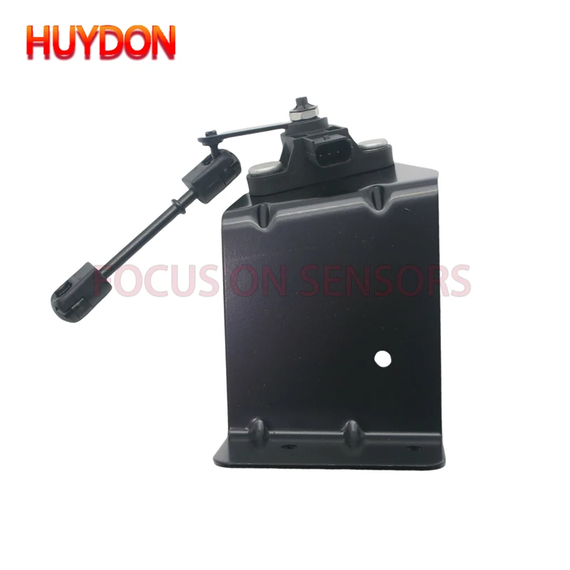 Vista frontal del sensor de nivel altura trasero 6L1Z-5A967-BC