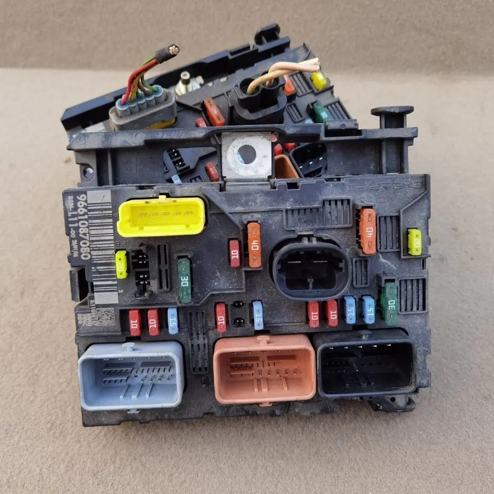 Caja de fusibles de repuesto