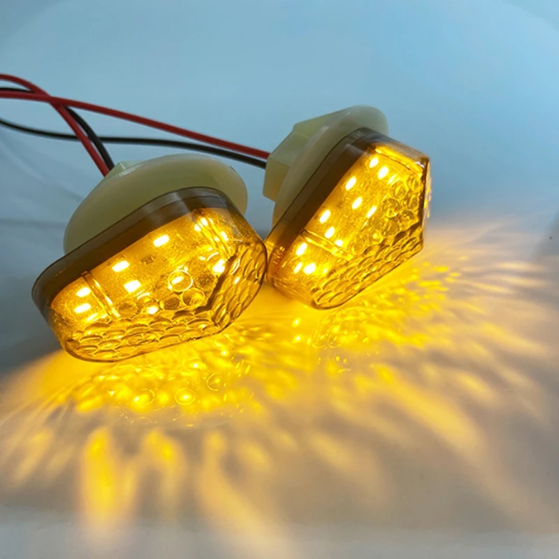 Intermitente LED empotrado ámbar instalado en Yamaha