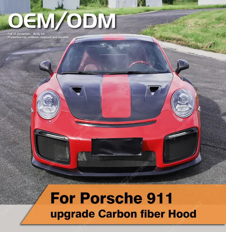 Capó de fibra de carbono montado en Porsche 911