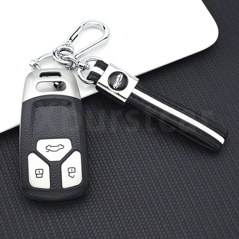 Funda instalada en llave Audi A4