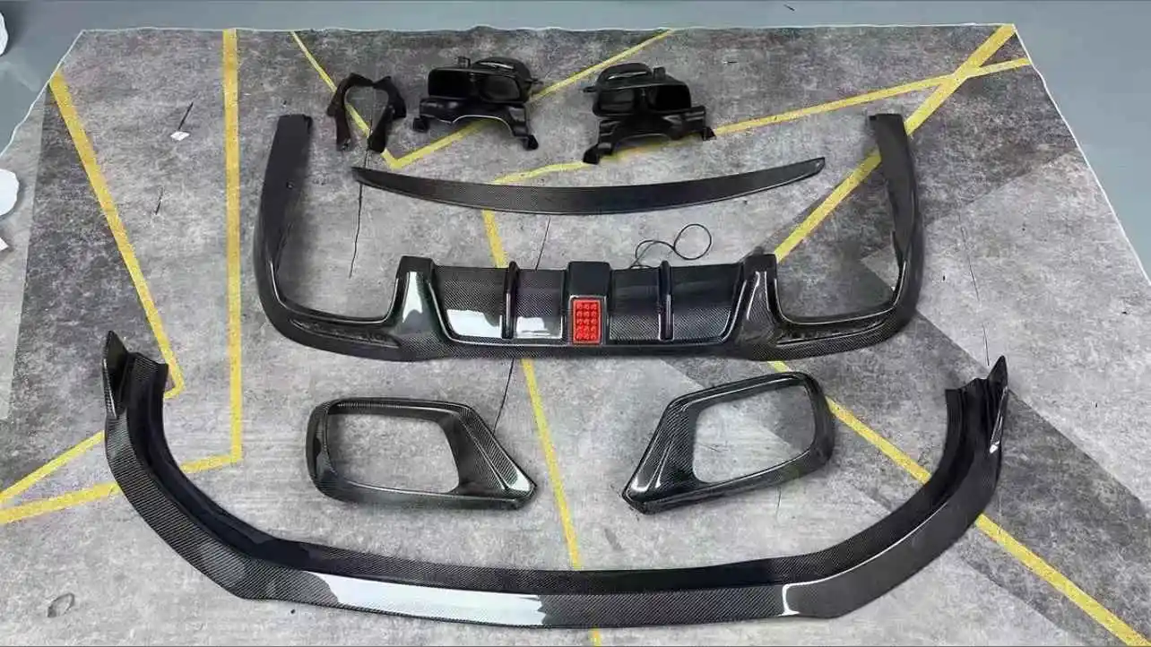 Kit de fibra de carbono DUTRIEUX labio delantero