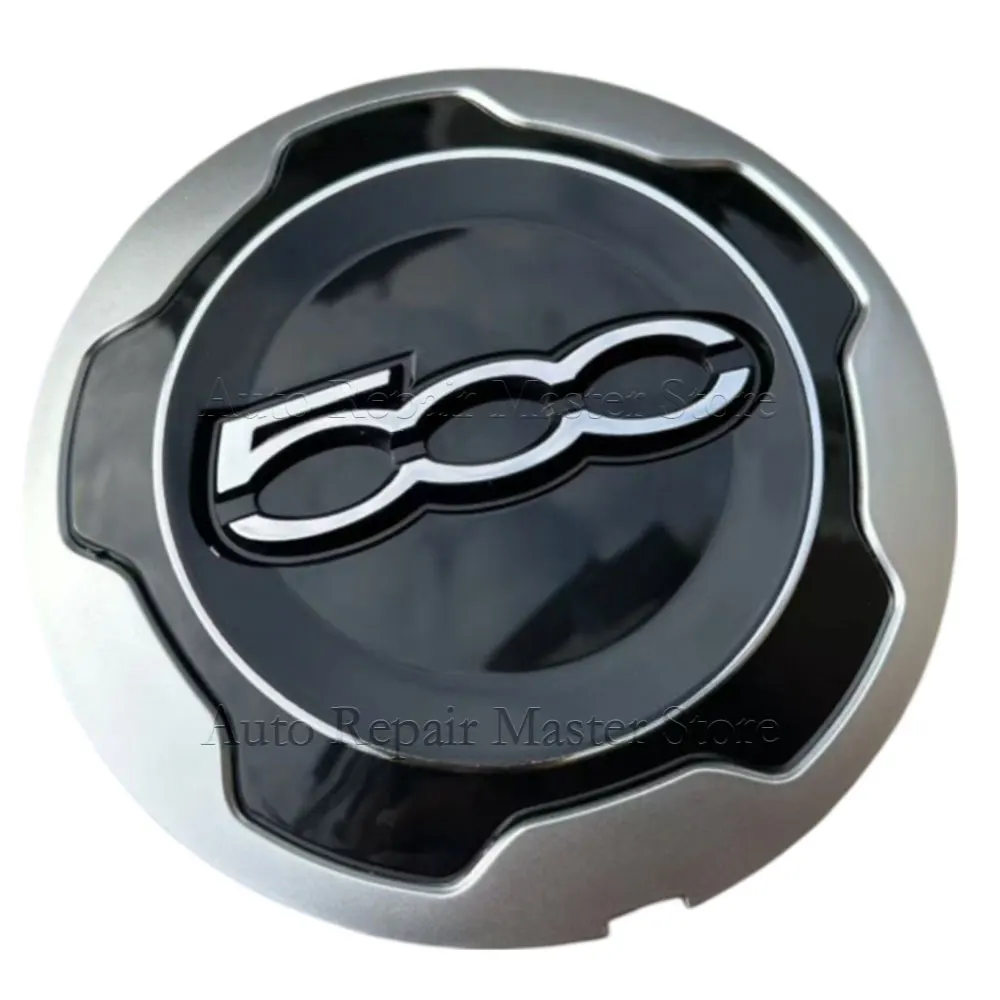 Tapa central instalada en rueda Fiat 500L