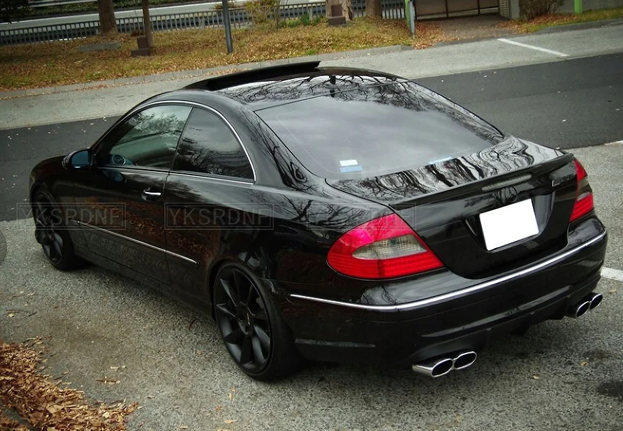 Alerón trasero fibra de carbono Mercedes W209