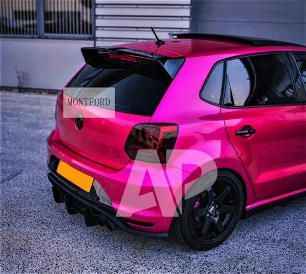 Alerón estilo Oettinger instalado en VW POLO 6R