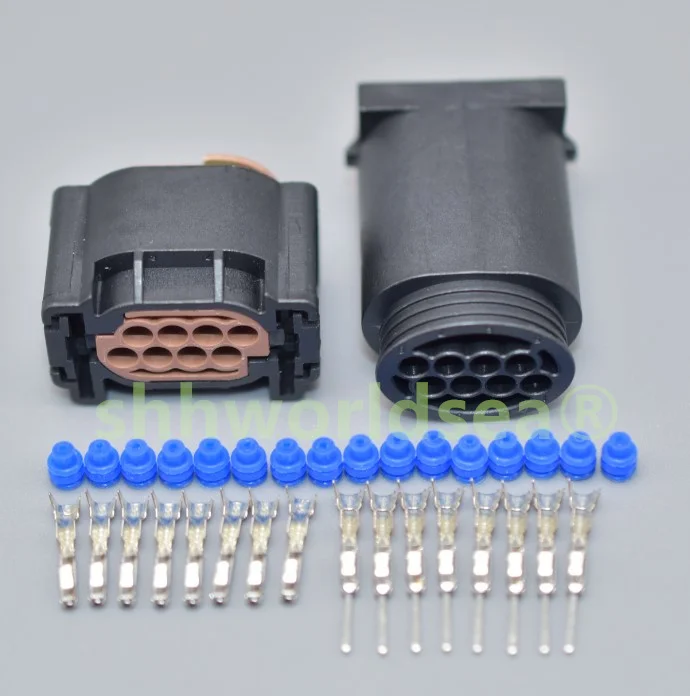 Conector instalado en vehículo