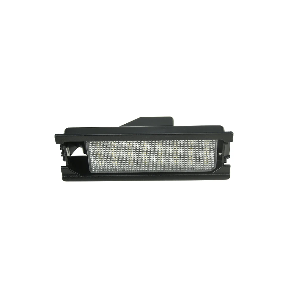 Luz LED de placa de matrícula instalada en Daihatsu