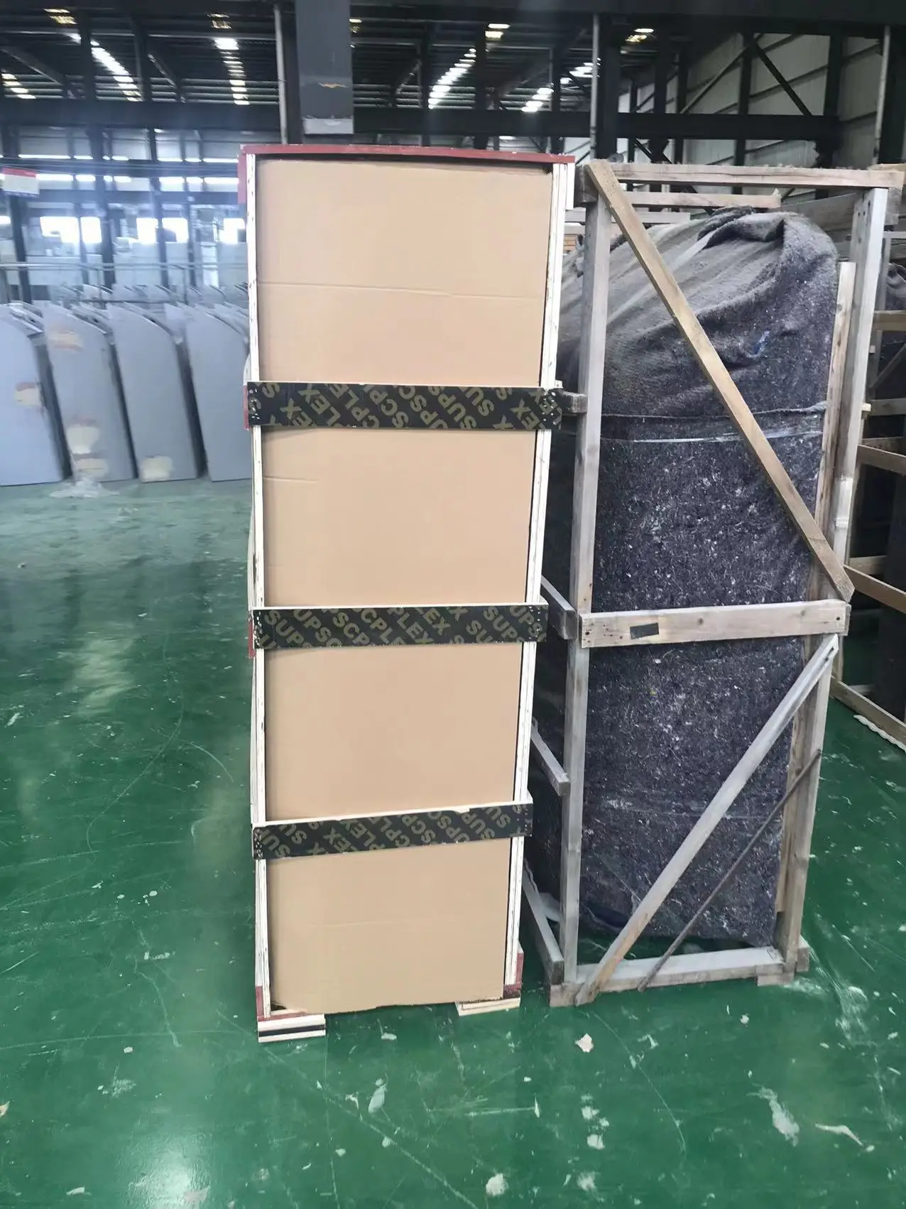 Embalaje en caja de madera contrachapada